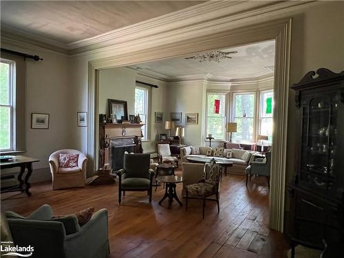 153 Swarthmore Drive, Meaford, ON - Indoor Photo Showing Dining Room