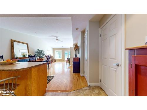 70 Meadow Lane, Wasaga Beach, ON - Indoor Photo Showing Other Room