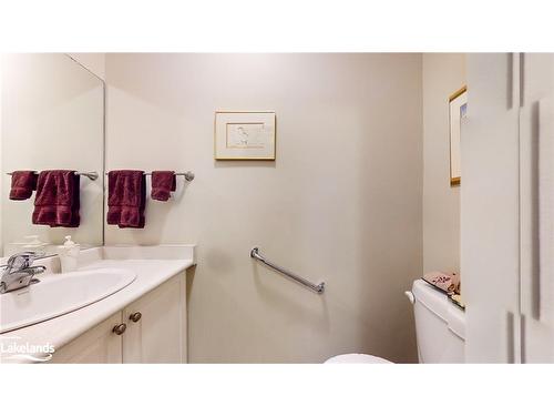 70 Meadow Lane, Wasaga Beach, ON - Indoor Photo Showing Bathroom