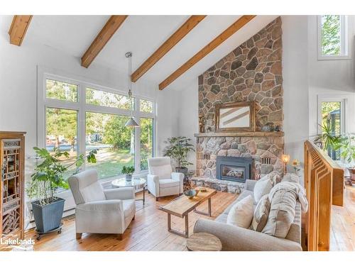 73 53Rd Street S, Wasaga Beach, ON - Indoor Photo Showing Living Room With Fireplace