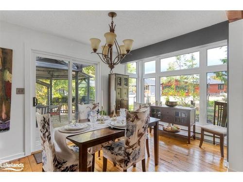 73 53Rd Street S, Wasaga Beach, ON - Indoor Photo Showing Dining Room