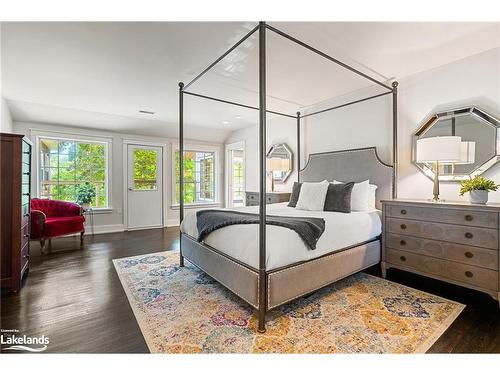 365 2Nd Avenue E, Owen Sound, ON - Indoor Photo Showing Bedroom