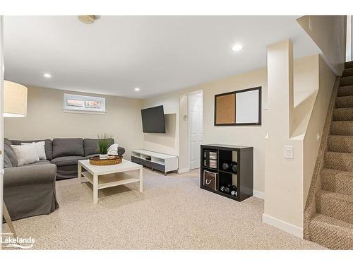 365 2Nd Avenue E, Owen Sound, ON - Indoor Photo Showing Basement