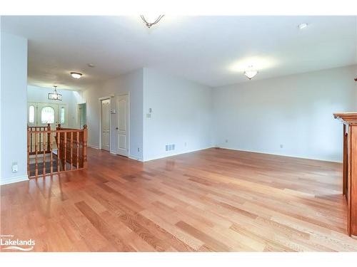 35 Marchand Drive, Penetanguishene, ON - Indoor Photo Showing Other Room