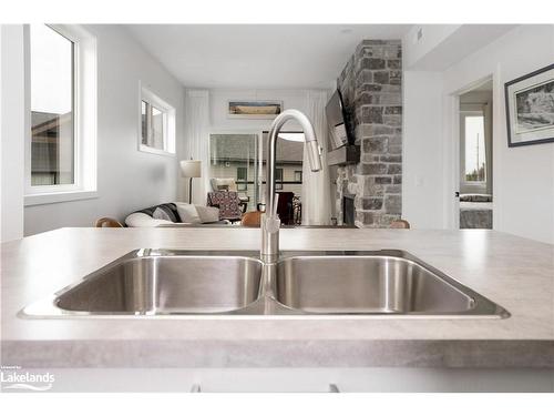 206-21 Beckwith Lane, The Blue Mountains, ON - Indoor Photo Showing Kitchen With Double Sink