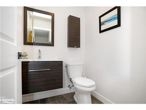 206-21 Beckwith Lane, The Blue Mountains, ON - Indoor Photo Showing Bathroom