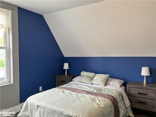 A-218 Fifth Street, Collingwood, ON - Indoor Photo Showing Bedroom