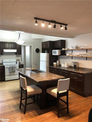 114-116 Nelson Street W, Meaford, ON - Indoor Photo Showing Kitchen With Double Sink