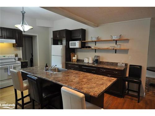 114-116 Nelson Street W, Meaford, ON - Indoor Photo Showing Kitchen