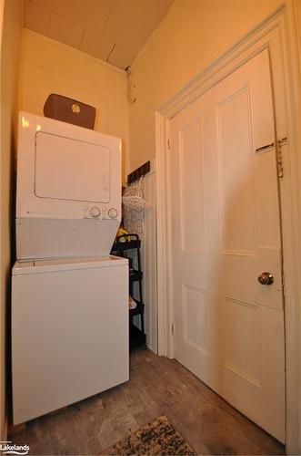 114-116 Nelson Street W, Meaford, ON - Indoor Photo Showing Laundry Room