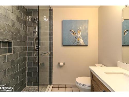 685 Johnston Park Avenue, Collingwood, ON - Indoor Photo Showing Bathroom