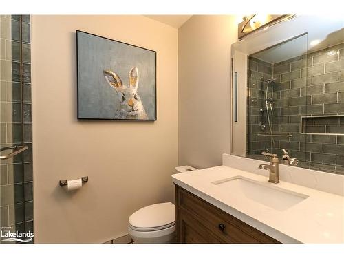 685 Johnston Park Avenue, Collingwood, ON - Indoor Photo Showing Bathroom