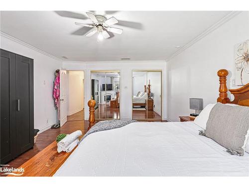 419 Seventh Street, Collingwood, ON - Indoor Photo Showing Bedroom