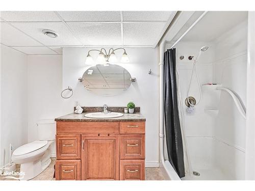 419 Seventh Street, Collingwood, ON - Indoor Photo Showing Bathroom