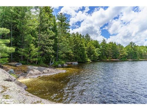 15Kl2 Kahshe Lake, Gravenhurst, ON 