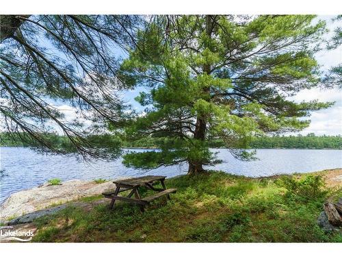 15Kl2 Kahshe Lake, Gravenhurst, ON 