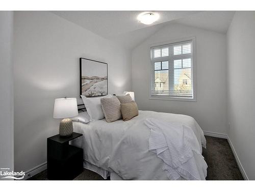 10 Archer Avenue, Collingwood, ON - Indoor Photo Showing Bedroom