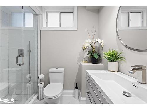 79 Lockerbie Crescent, Collingwood, ON - Indoor Photo Showing Bathroom