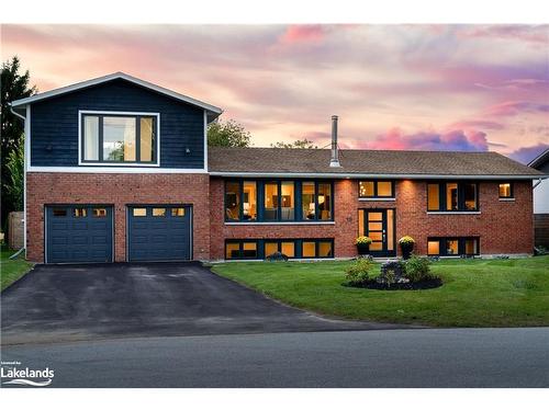 18 Nelson Street, Creemore, ON - Outdoor With Facade