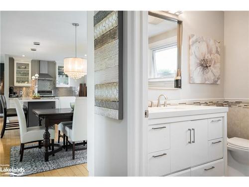 18 Nelson Street, Creemore, ON - Indoor Photo Showing Bathroom