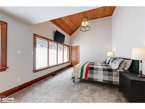 164 Wensley Drive, Clarksburg, ON - Indoor Photo Showing Bedroom