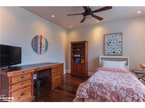 144 Princeton Shores Boulevard, Collingwood, ON - Indoor Photo Showing Bedroom