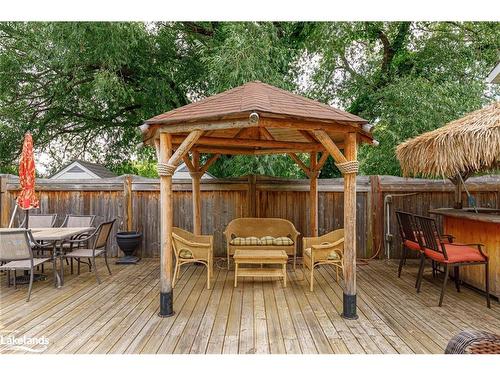 18 Shannon Court, Collingwood, ON - Outdoor With Deck Patio Veranda With Backyard