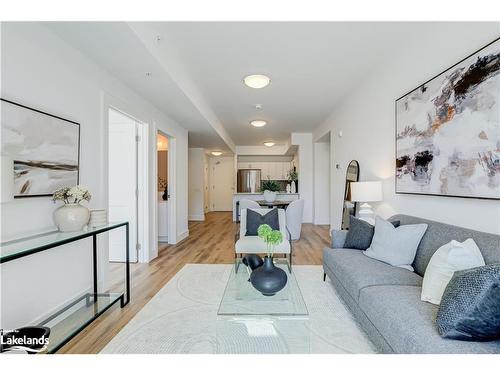 112-4 Kimberly Lane, Collingwood, ON - Indoor Photo Showing Living Room