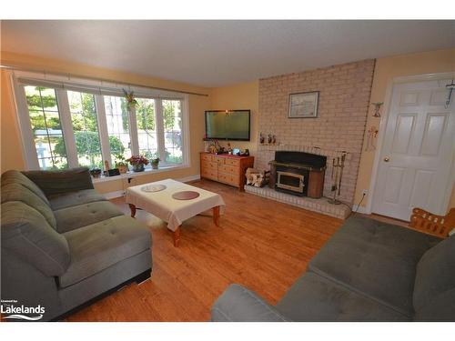 12536 Fifth Line Line, Milton, ON - Indoor Photo Showing Living Room With Fireplace