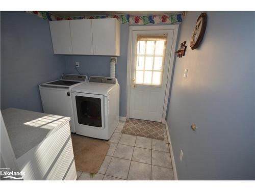 12536 Fifth Line Line, Milton, ON - Indoor Photo Showing Laundry Room