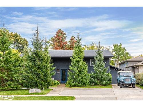 252 Third Street, Collingwood, ON - Outdoor