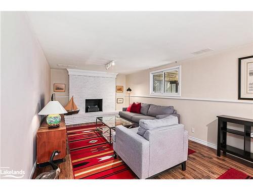 252 Third Street, Collingwood, ON - Indoor Photo Showing Living Room With Fireplace