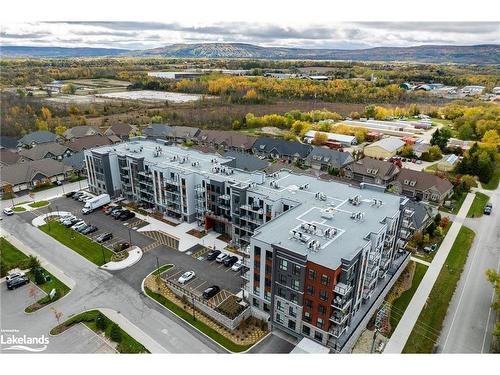 207-4 Kimberly Lane, Collingwood, ON - Outdoor With View