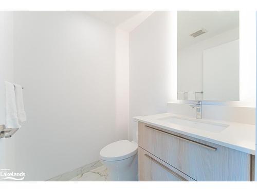 29 Rockmount Crescent, Gravenhurst, ON - Indoor Photo Showing Bathroom