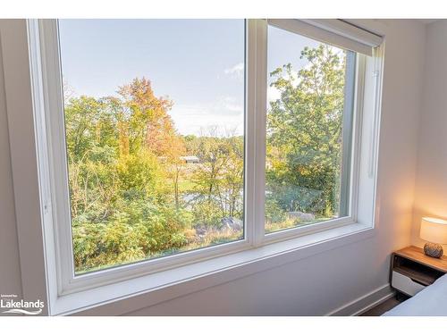 29 Rockmount Crescent, Gravenhurst, ON - Indoor Photo Showing Other Room