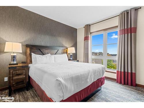 432-152 Jozo Weider Boulevard, The Blue Mountains, ON - Indoor Photo Showing Bedroom