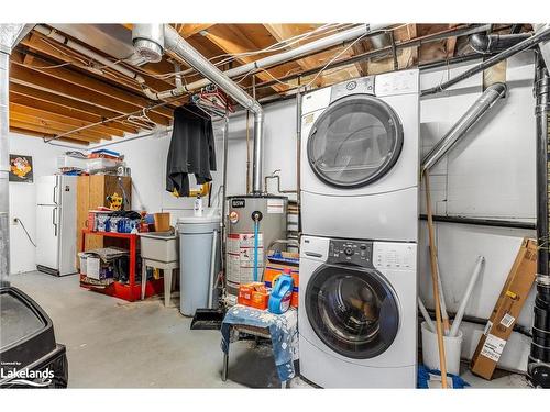 52 Dyer Drive, Wasaga Beach, ON - Indoor Photo Showing Laundry Room