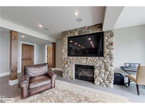 148 Georgian Beach Lane, Meaford, ON - Indoor Photo Showing Living Room With Fireplace