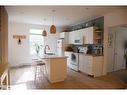 2-86 Ontario Street, Bracebridge, ON  - Indoor Photo Showing Kitchen 