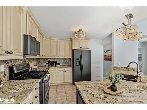 4 Foxwood Crescent, Wasaga Beach, ON - Indoor Photo Showing Kitchen With Double Sink