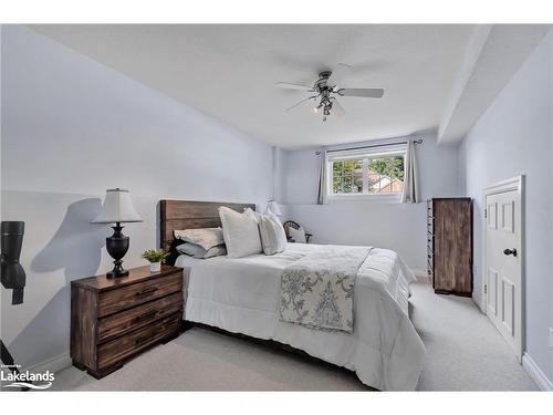 4 Foxwood Crescent, Wasaga Beach, ON - Indoor Photo Showing Bedroom