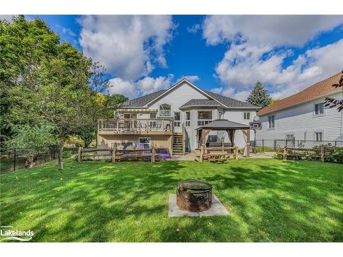 4 Foxwood Crescent, Wasaga Beach, ON - Outdoor With Deck Patio Veranda