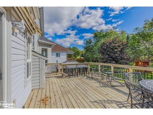 4 Foxwood Crescent, Wasaga Beach, ON - Outdoor With Deck Patio Veranda With Exterior