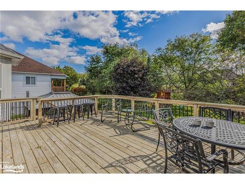 4 Foxwood Crescent, Wasaga Beach, ON - Outdoor With Deck Patio Veranda With Exterior