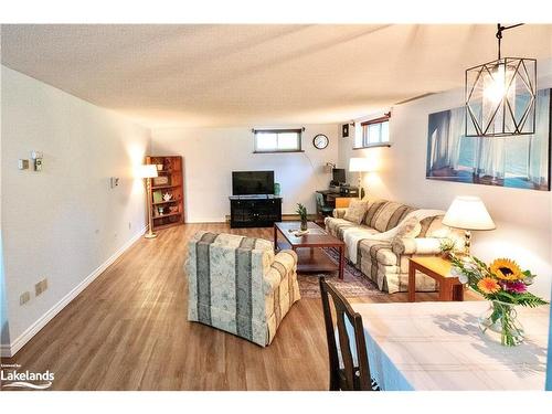 143 Orchard Drive, Thornbury, ON - Indoor Photo Showing Living Room With Fireplace