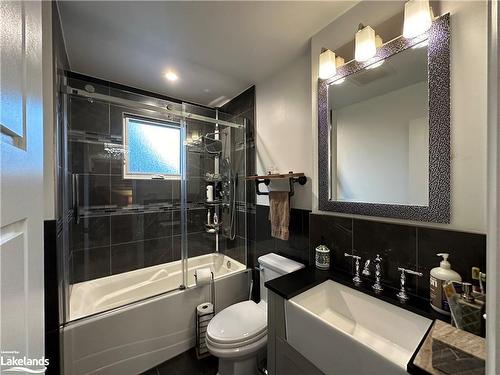 128 Orchard Drive, Thornbury, ON - Indoor Photo Showing Bathroom