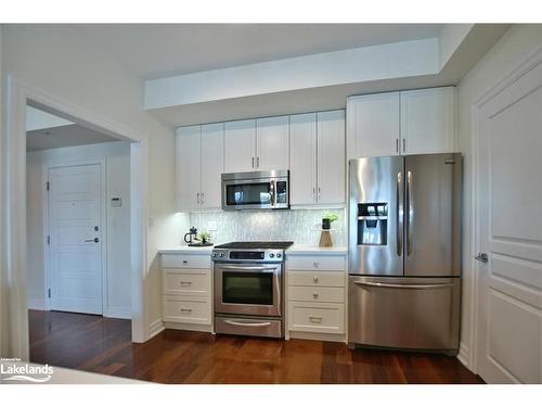 107-1 Shipyard Lane, Collingwood, ON - Indoor Photo Showing Kitchen