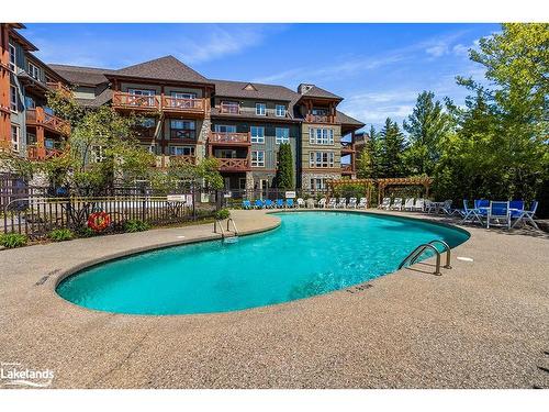 226-152 Jozo Weider Boulevard, The Blue Mountains, ON - Outdoor With In Ground Pool