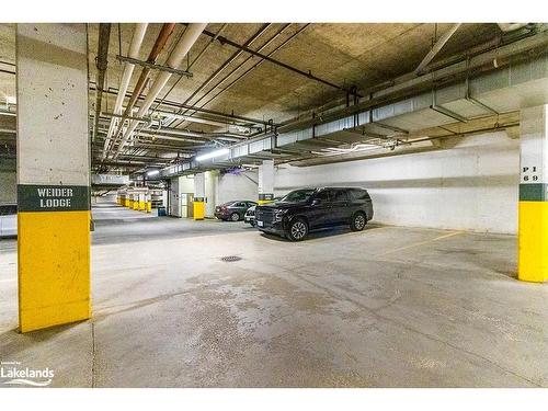 226-152 Jozo Weider Boulevard, The Blue Mountains, ON - Indoor Photo Showing Garage