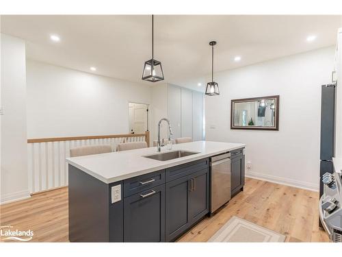 55 Jack Street, Huntsville, ON - Indoor Photo Showing Kitchen